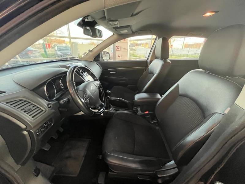 Vente C4 AIRCROSS e-HDI 115 BVM6 4*2 Feel Edition intérieur