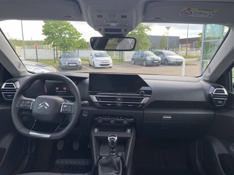 Intérieur de Nouvelle C4 2021 d'occasion disponible à Citroën Rosny sur Seine